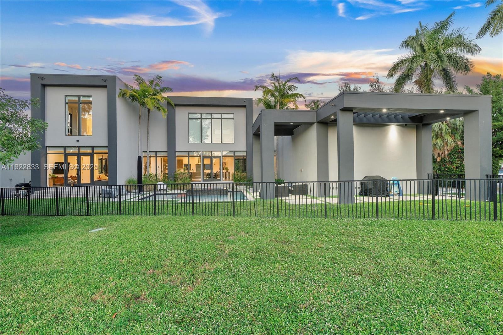 MIAMI SHORES - Residential