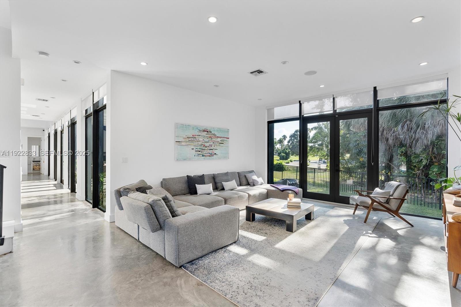 MIAMI SHORES - Residential