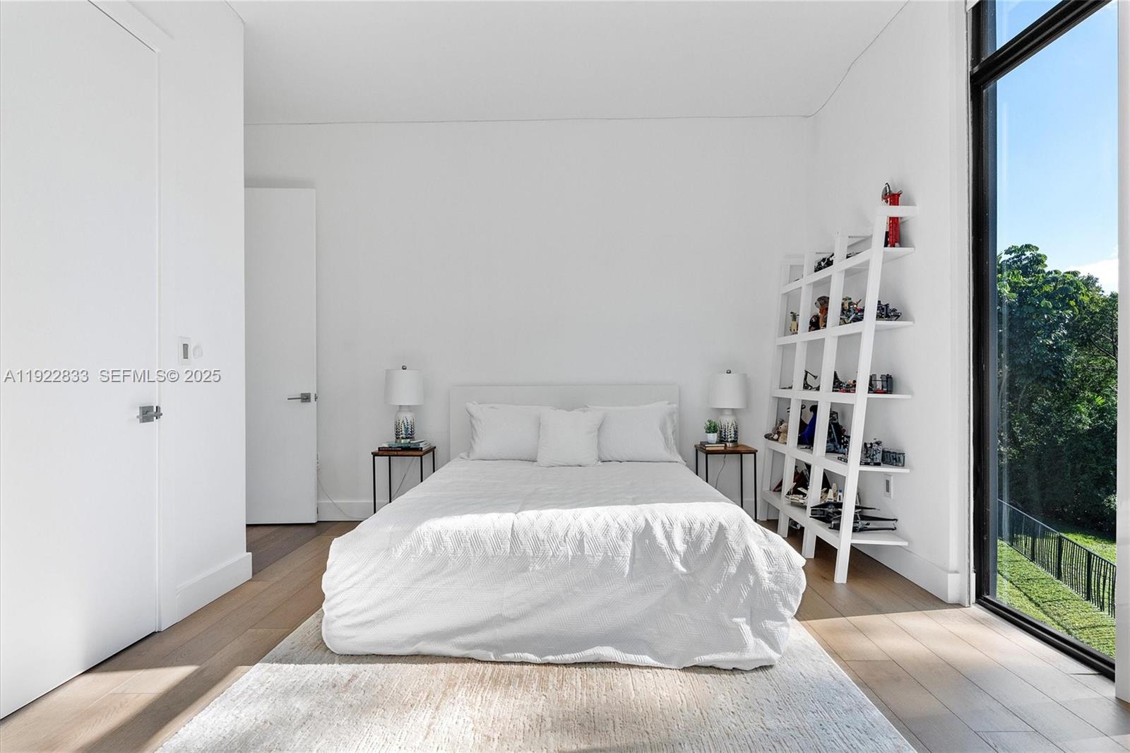 MIAMI SHORES - Residential