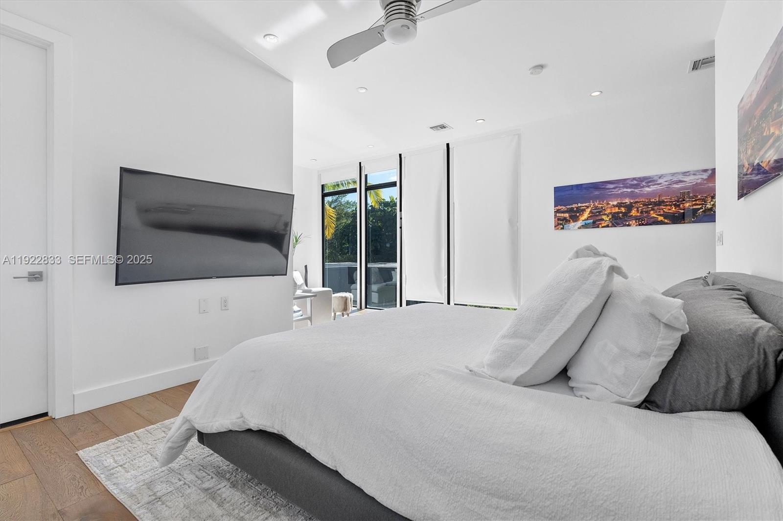 MIAMI SHORES - Residential