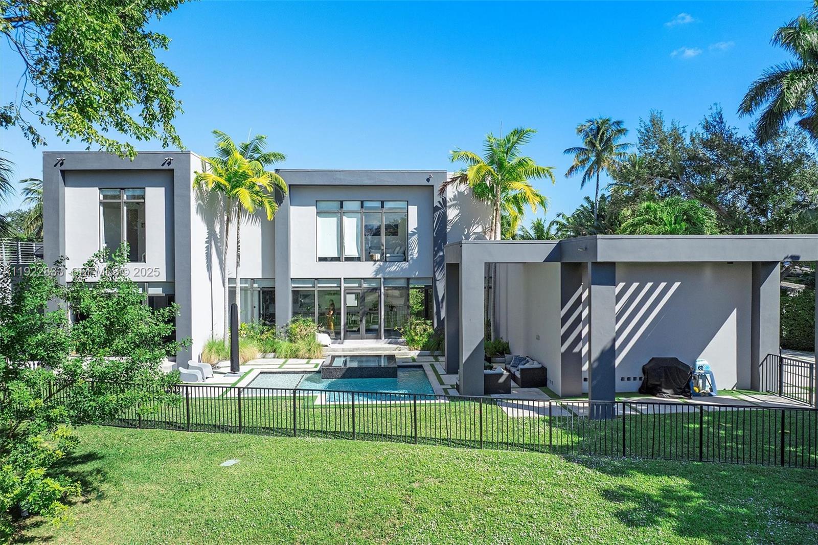MIAMI SHORES - Residential
