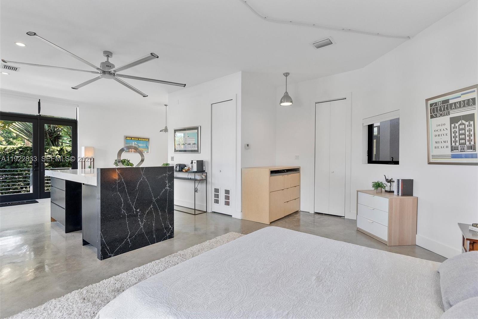 MIAMI SHORES - Residential