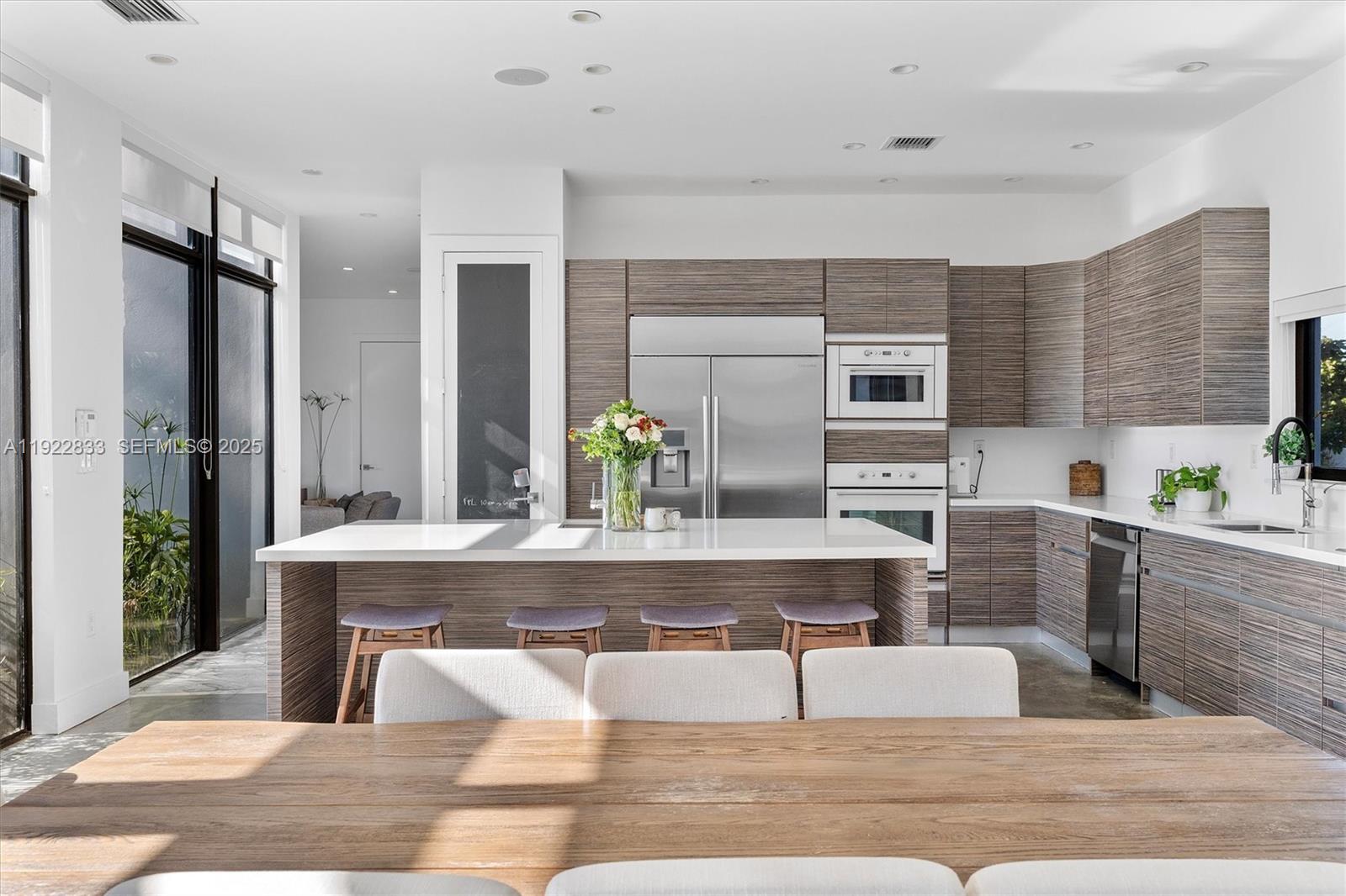 MIAMI SHORES - Residential