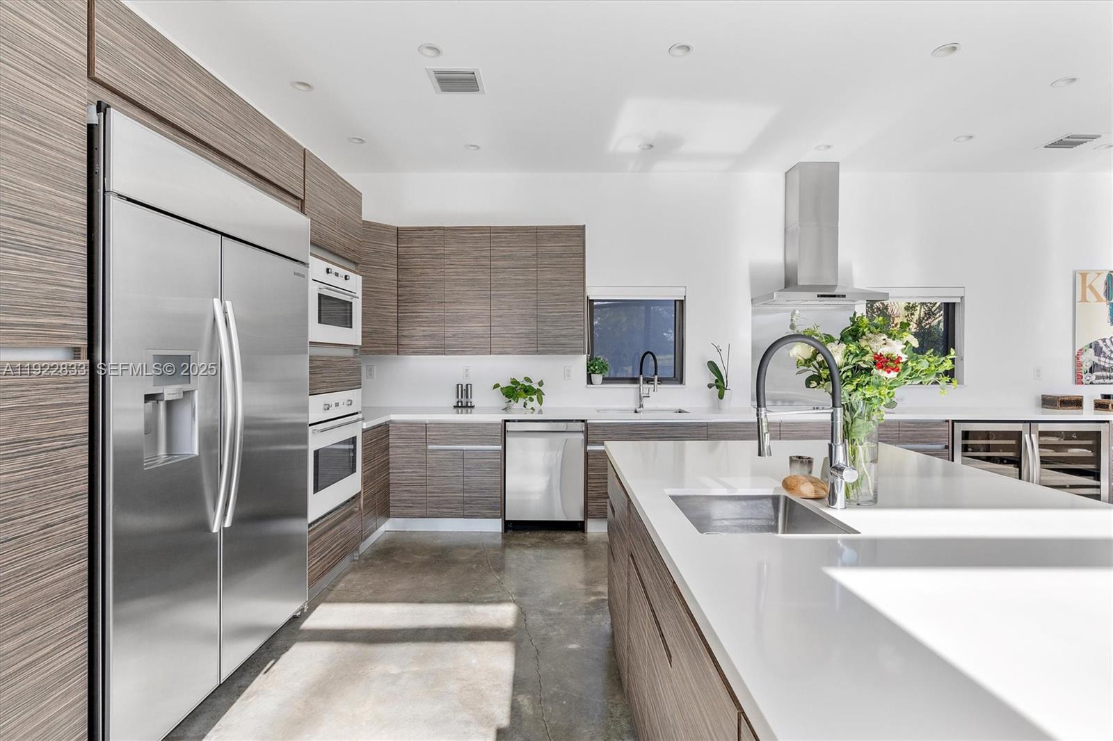 MIAMI SHORES - Residential