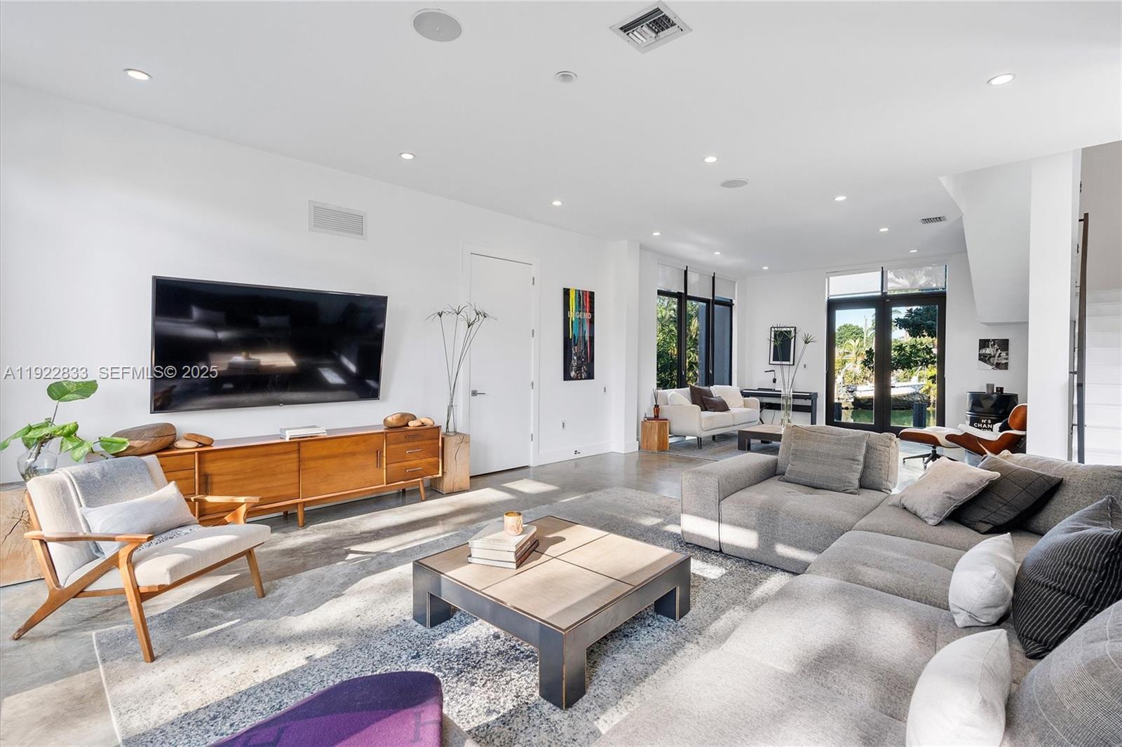 MIAMI SHORES - Residential