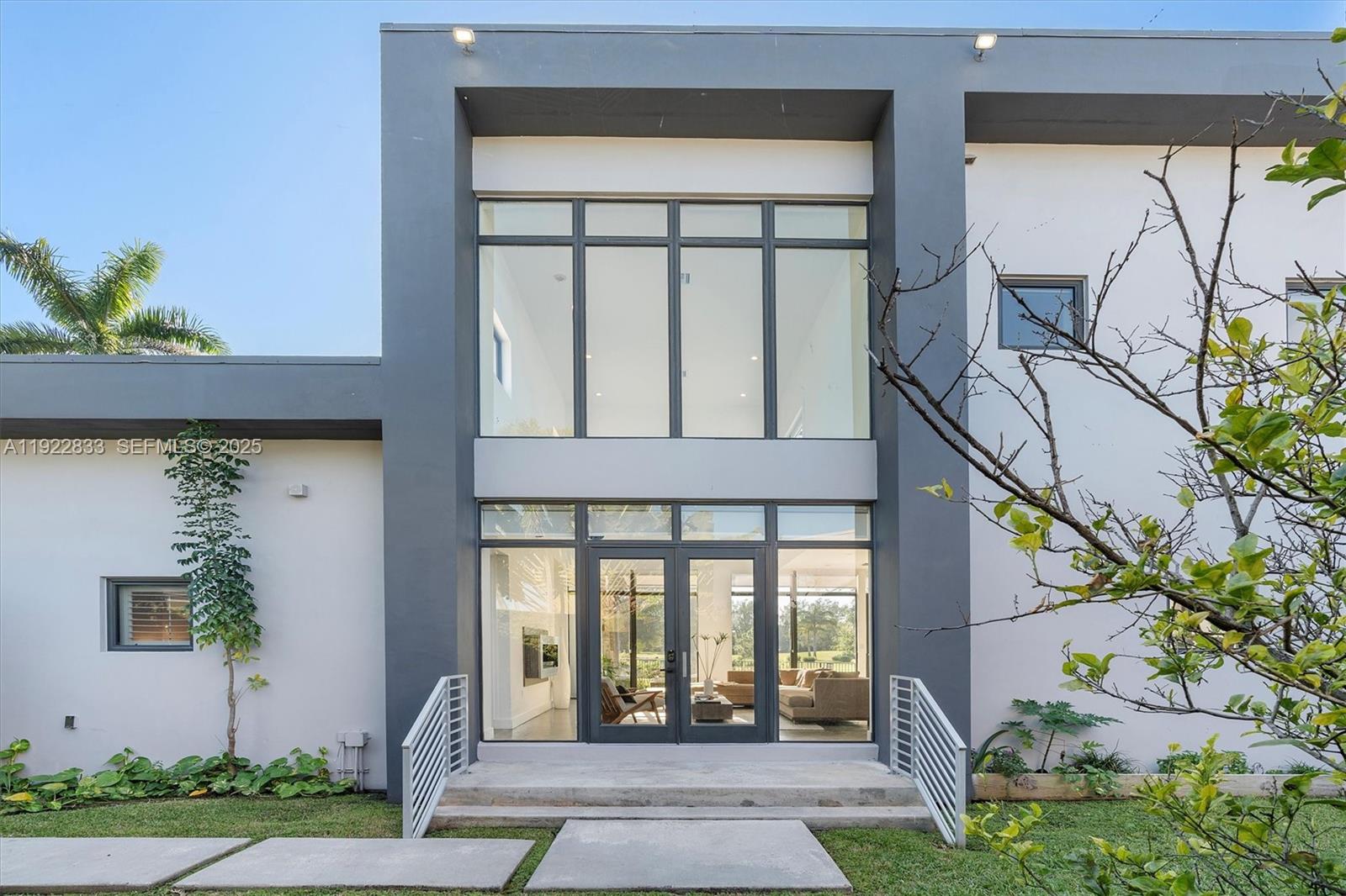 MIAMI SHORES - Residential