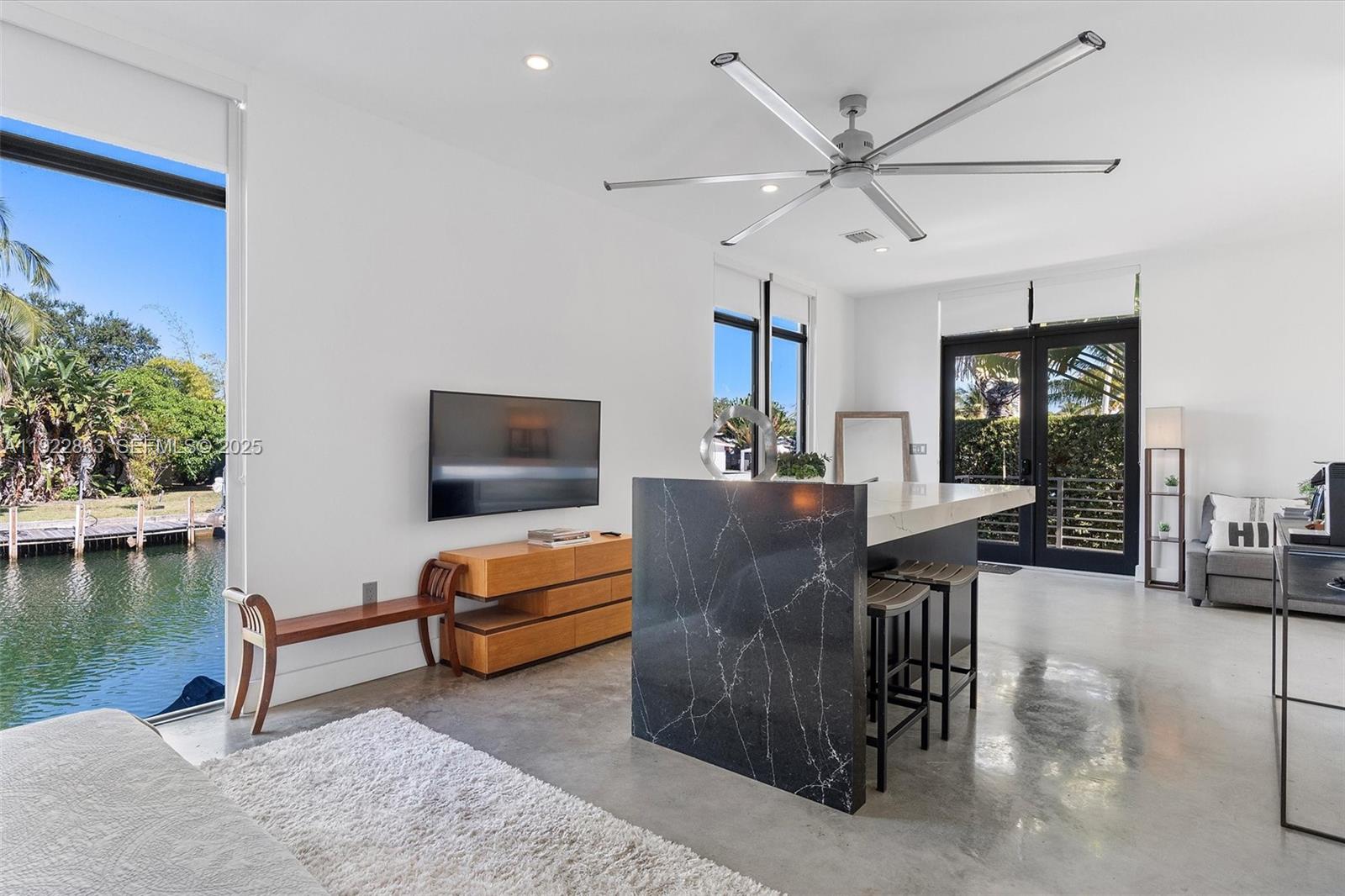 MIAMI SHORES - Residential