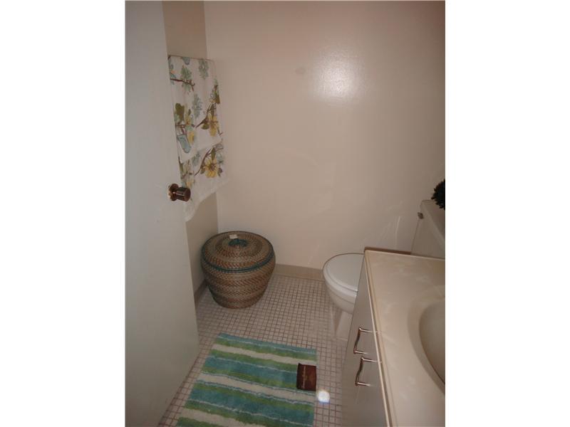 SUNWOOD CONDO - Residential Lease