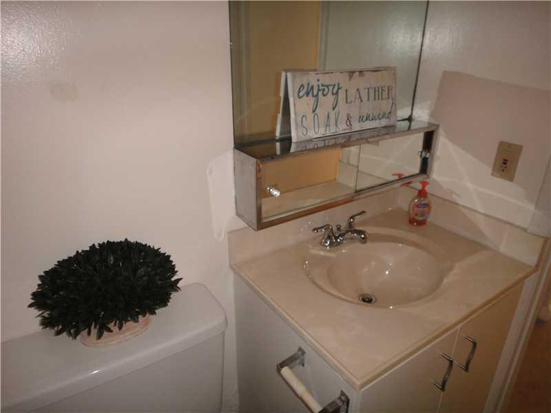 SUNWOOD CONDO - Residential Lease