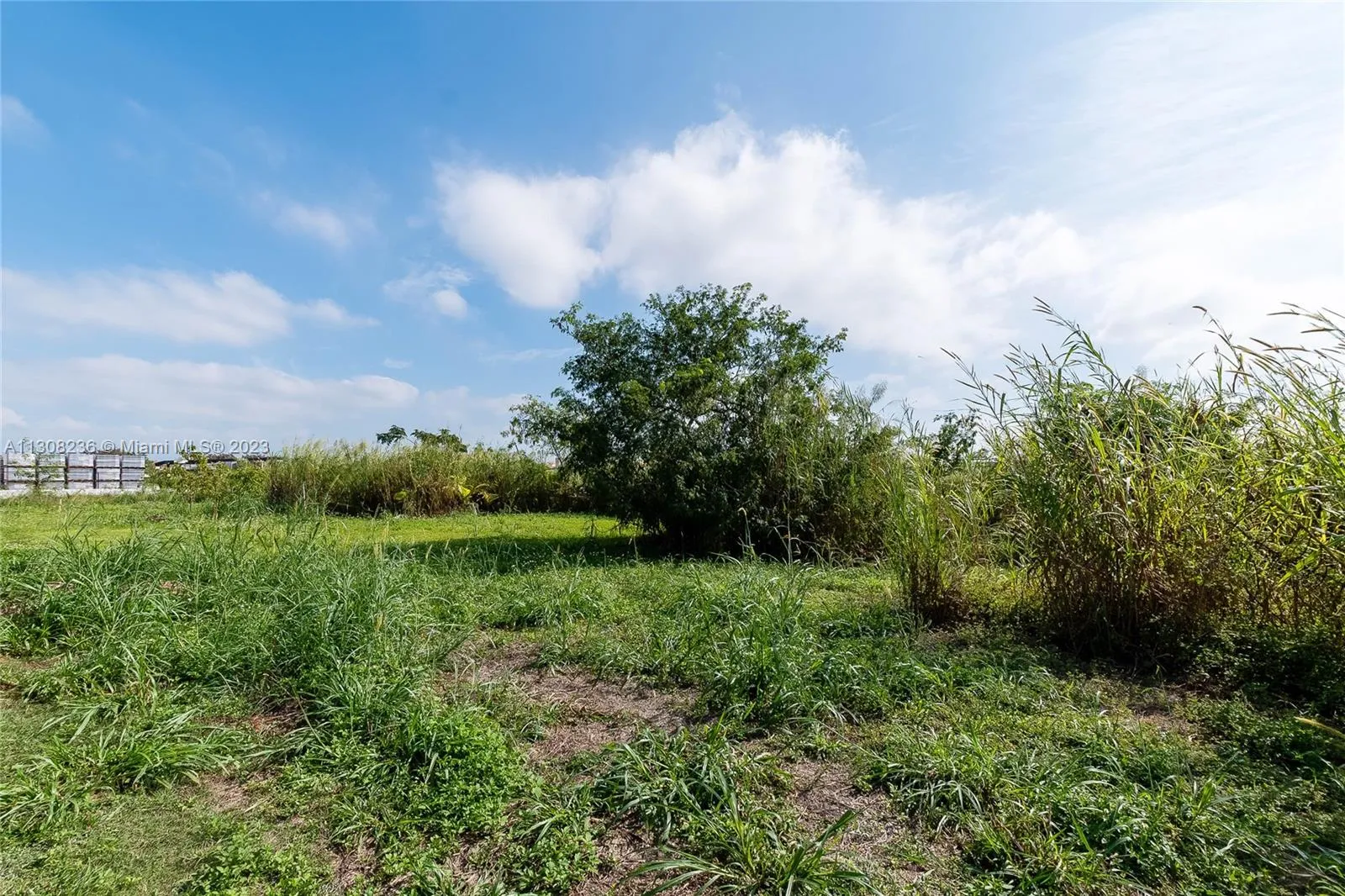 Homestead, Florida 33032, United States, ,Land,Pending,74064