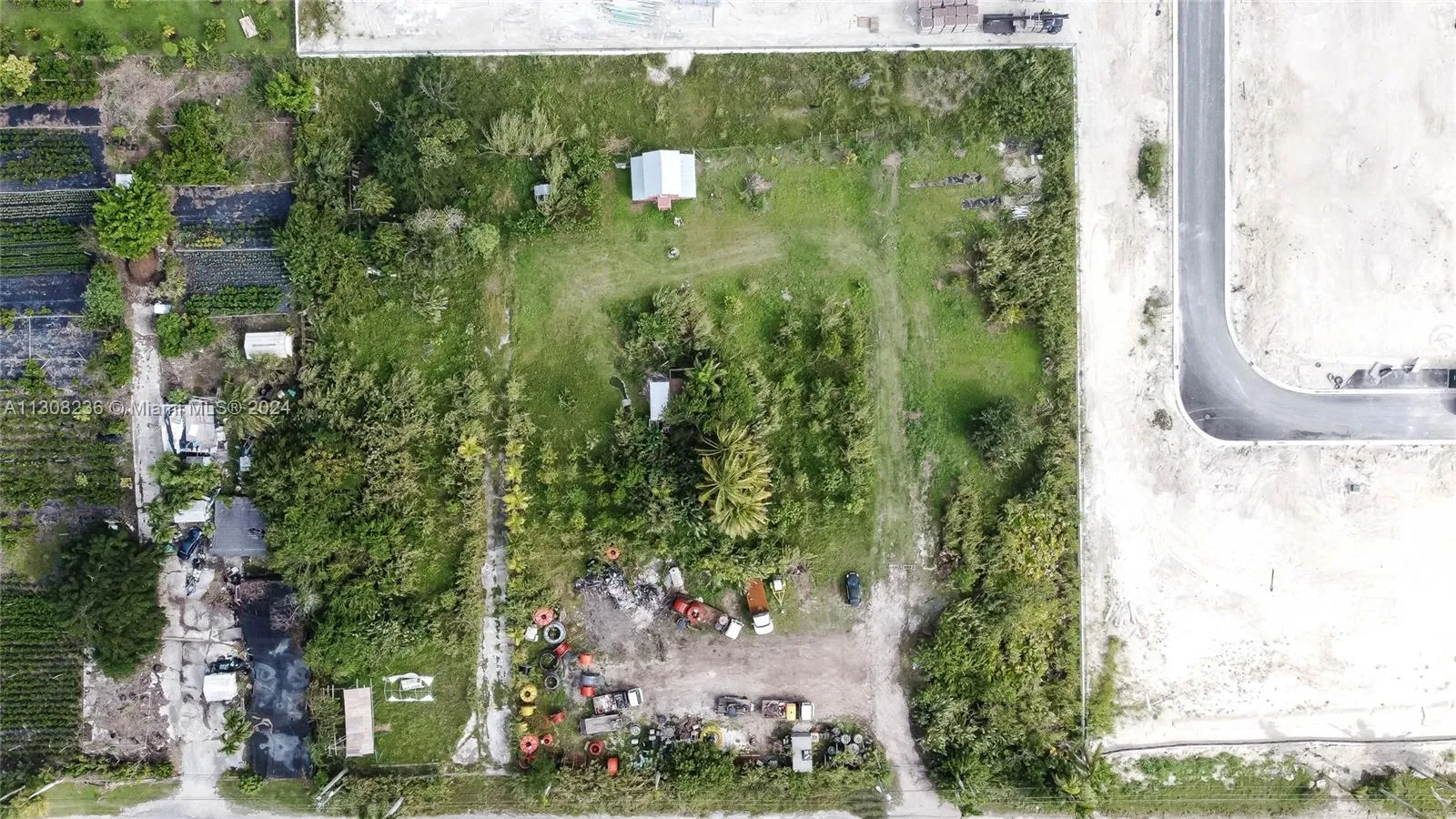 Homestead, Florida 33032, United States, ,Land,Pending,74064