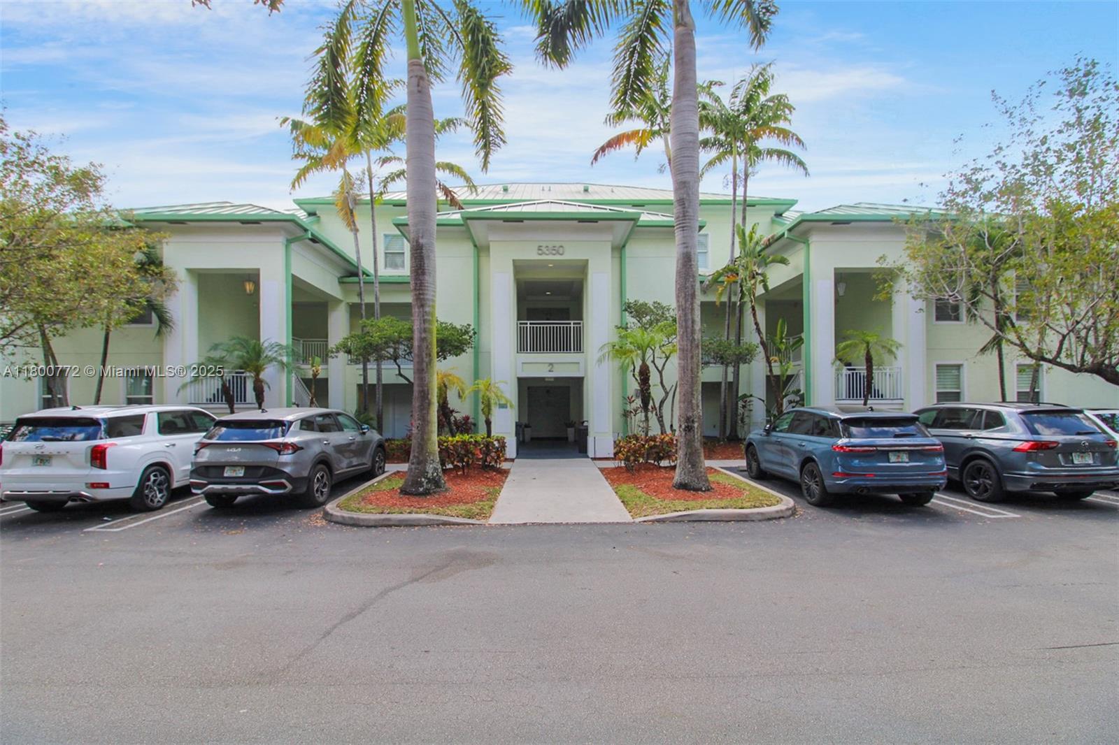 Rental Property at 5350 Nw 87th Ave 212, Doral, Miami-Dade County, Florida - Bedrooms: 3 
Bathrooms: 4  - $2,800 MO.