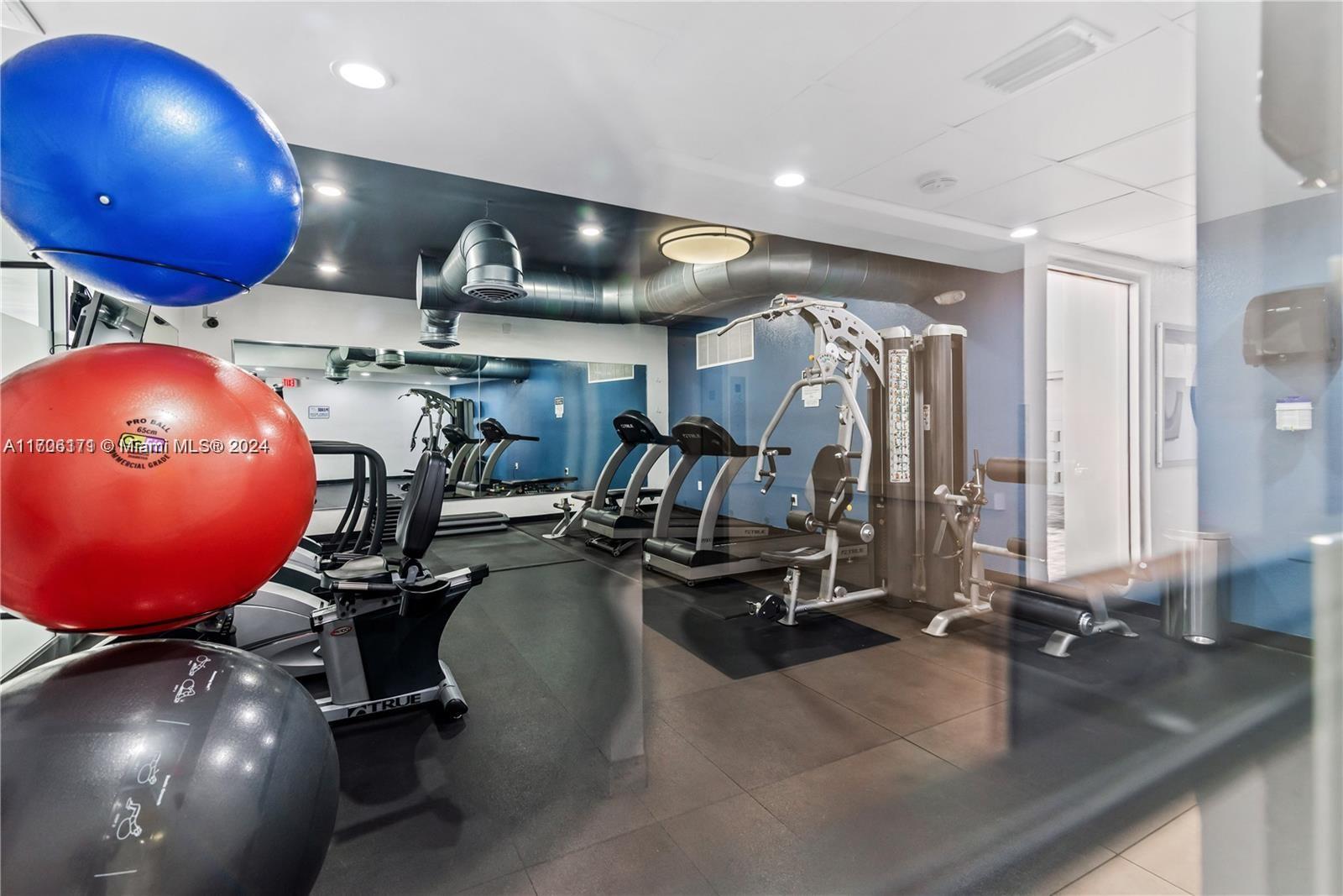 OCEAN VIEW TOWERS CONDO - Residential