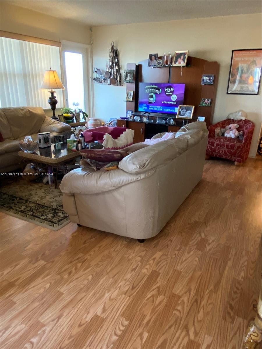 OCEAN VIEW TOWERS CONDO - Residential