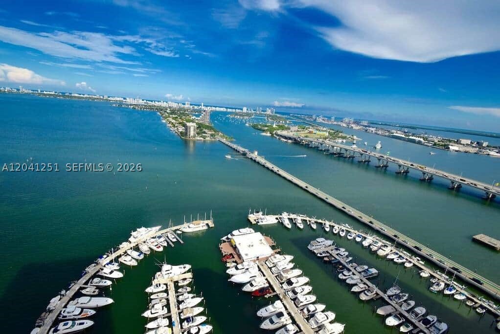 1717 N Bayshore Dr D-3931