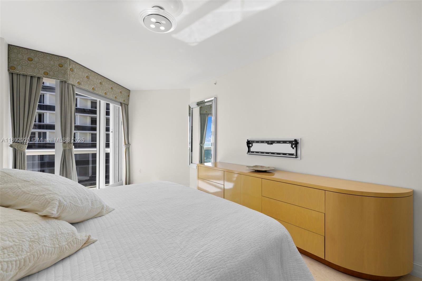 SOLIMAR CONDO - Residential Lease