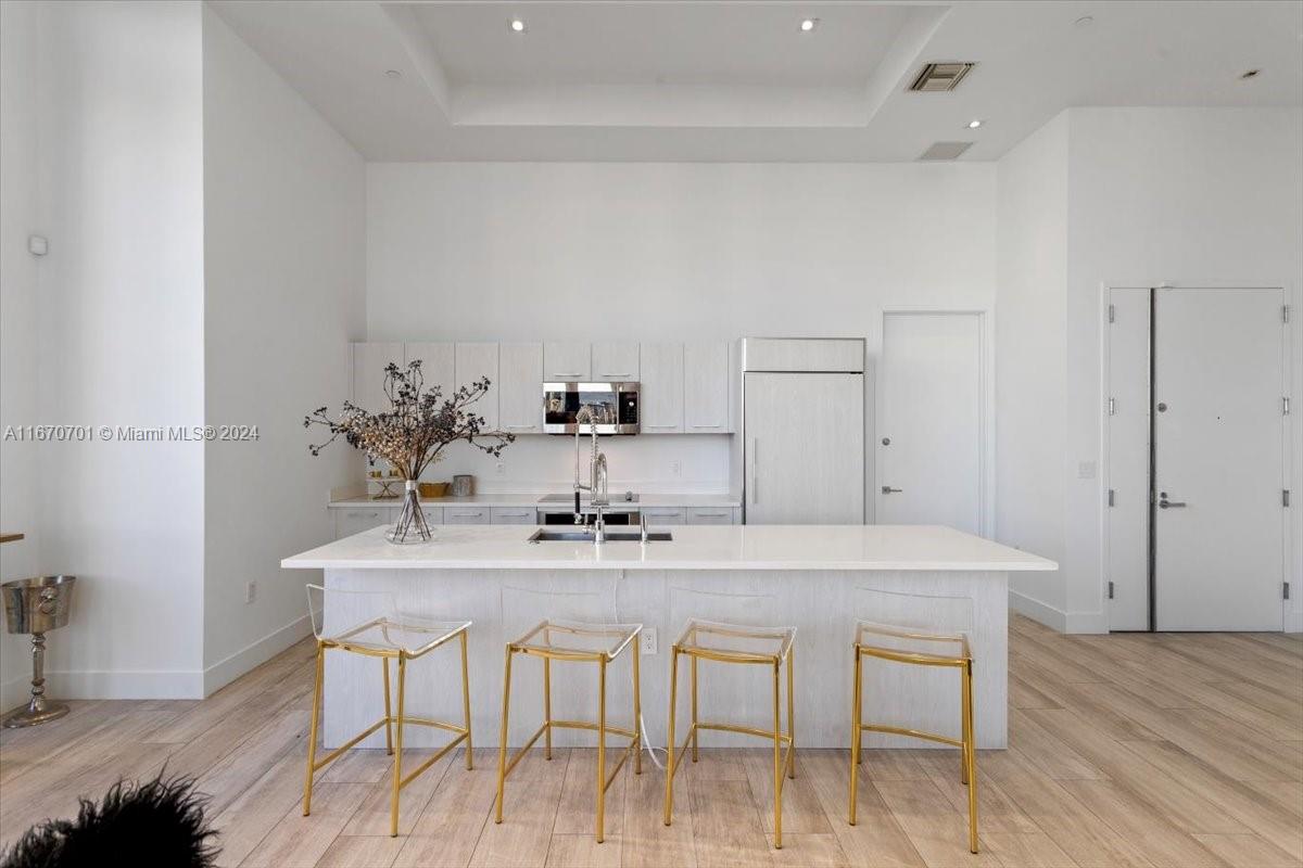 BRICKELL HEIGHTS WEST CON - Residential