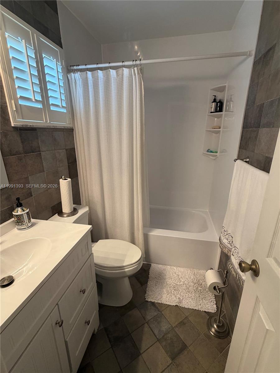 COCONUT CREEK 5TH SEC - Residential