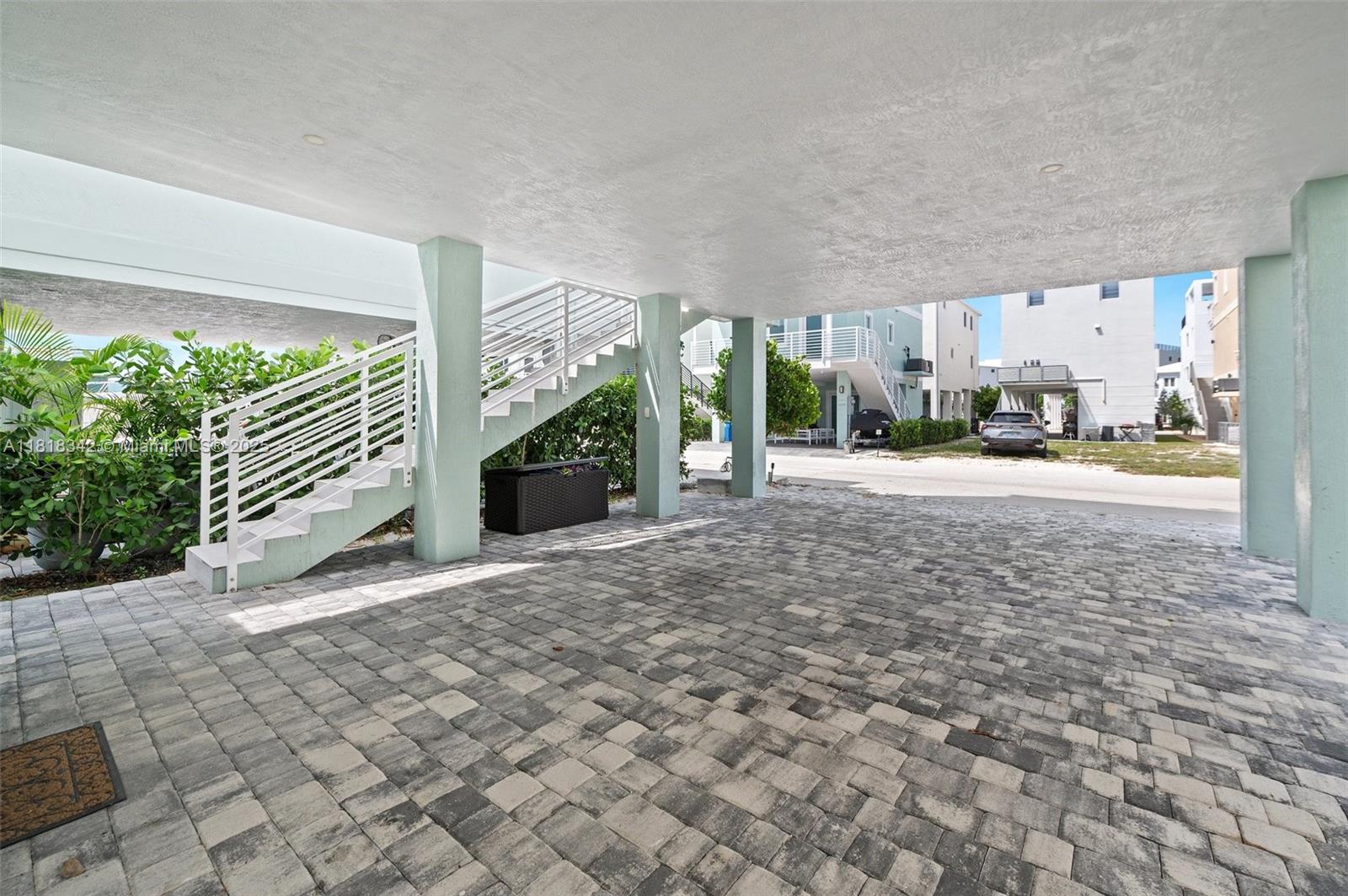 KEY LARGO OCEAN RESORT CO - Residential