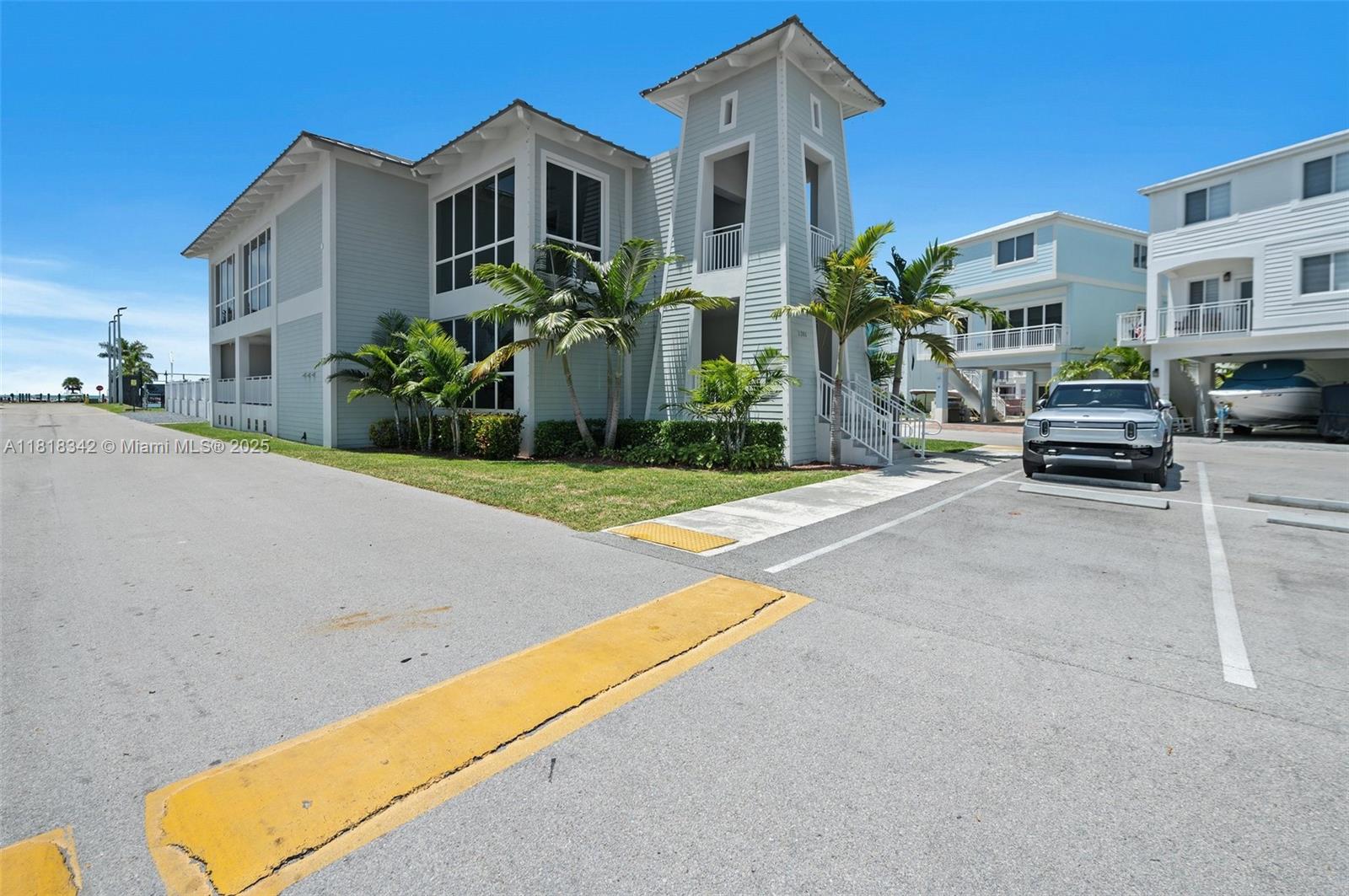 KEY LARGO OCEAN RESORT CO - Residential