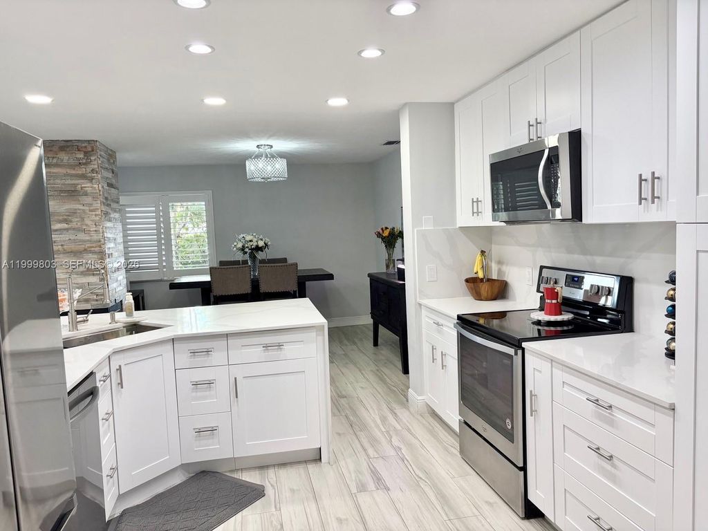 Photo of 6728 Boca Pines Trail #B, Boca Raton, FL 33433 (MLS # A11999803)