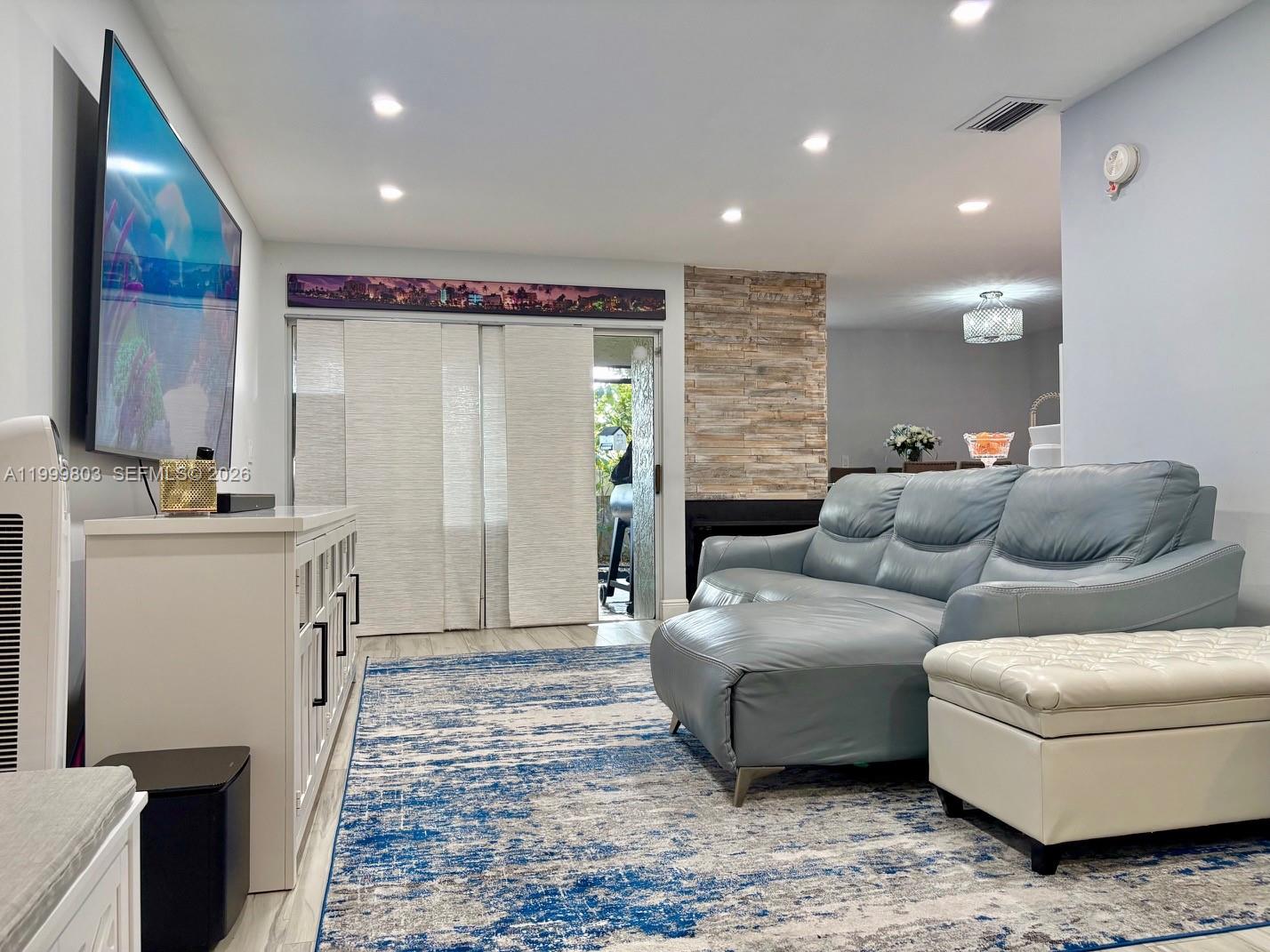 BOCA PINES OF VERDE TRAIL - Residential