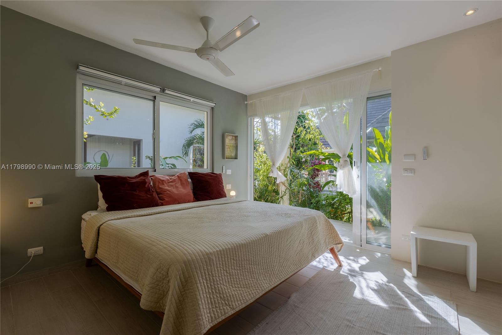 Villa Arquebuse - Residential