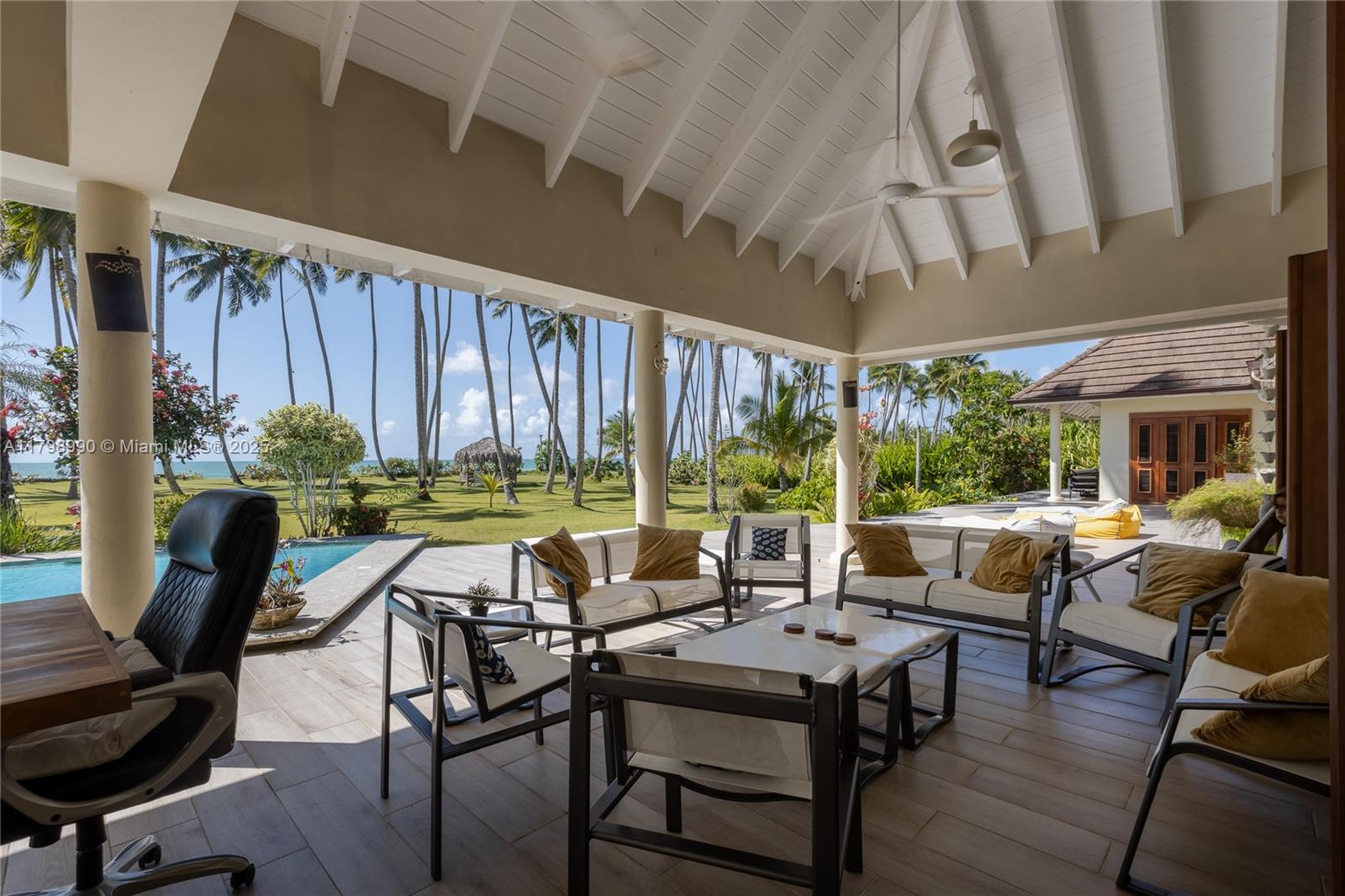 Villa Arquebuse - Residential