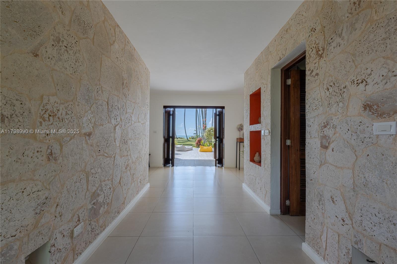 Villa Arquebuse - Residential