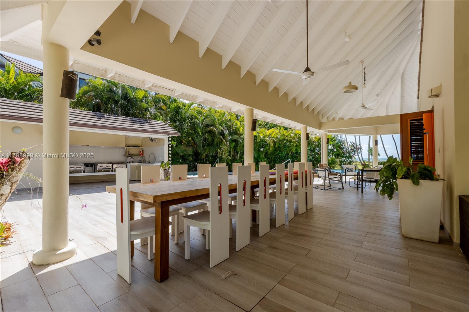 Villa Arquebuse - Residential