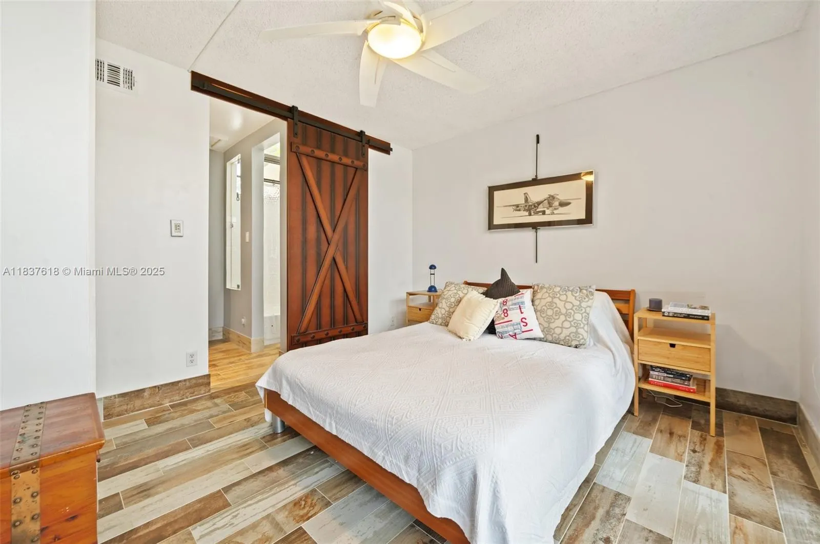 Miami, Florida 33133, United States, 2 Bedrooms Bedrooms, ,3 BathroomsBathrooms,Residential,Active,168631