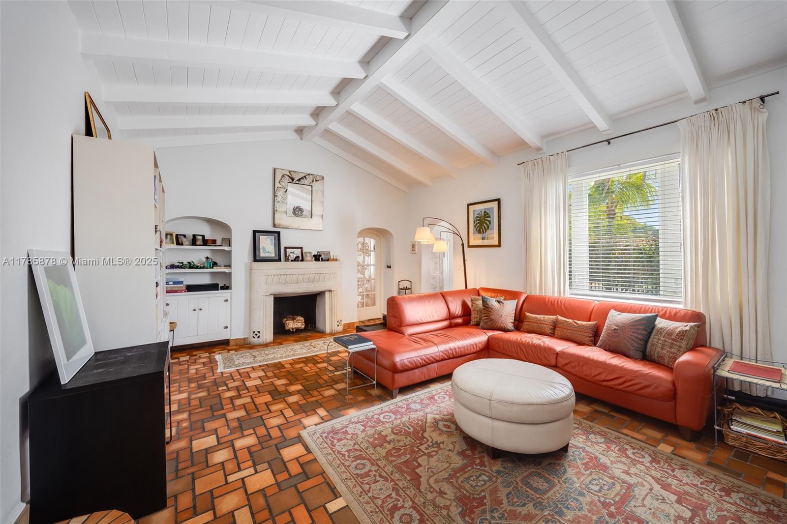 SILVER BLUFF EST-SEC B - Residential