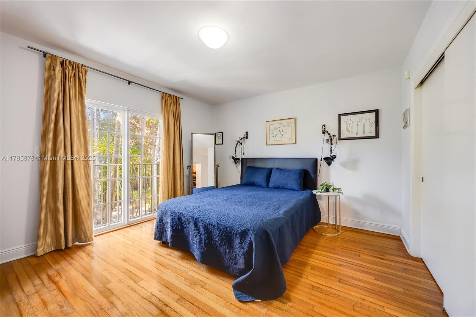 SILVER BLUFF EST-SEC B - Residential