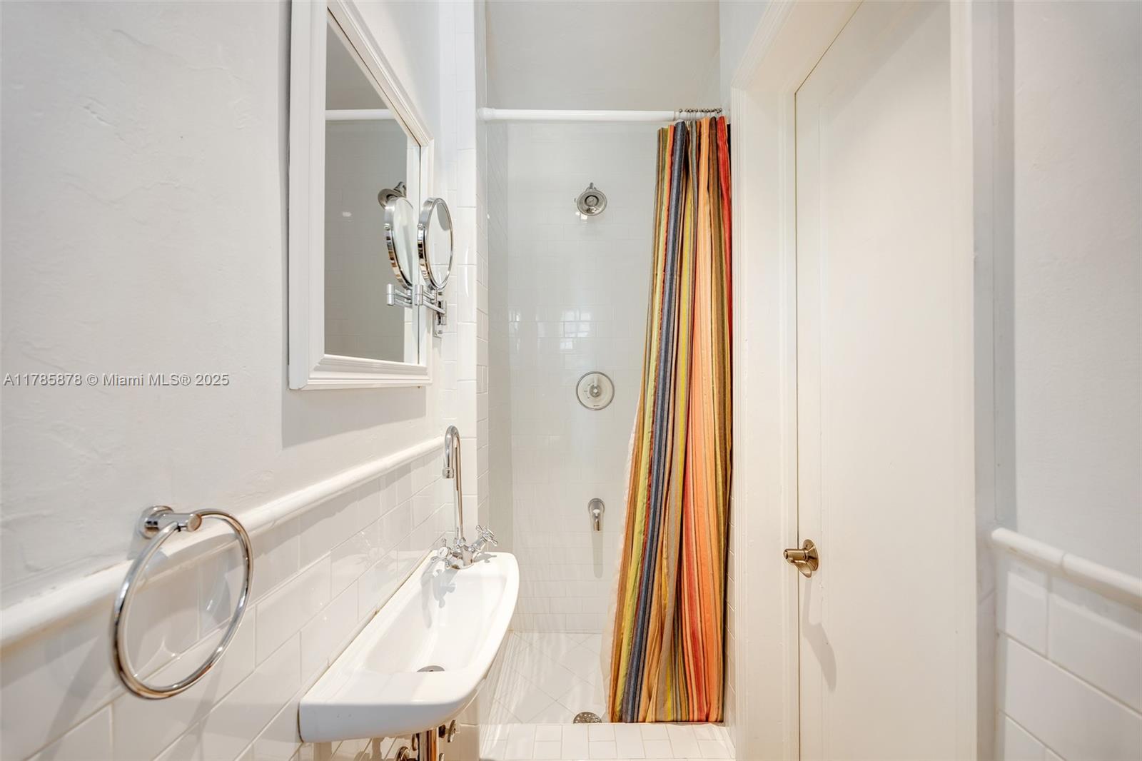 SILVER BLUFF EST-SEC B - Residential