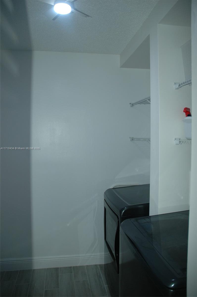 LAS VISTAS D IN INVERRARY - Residential