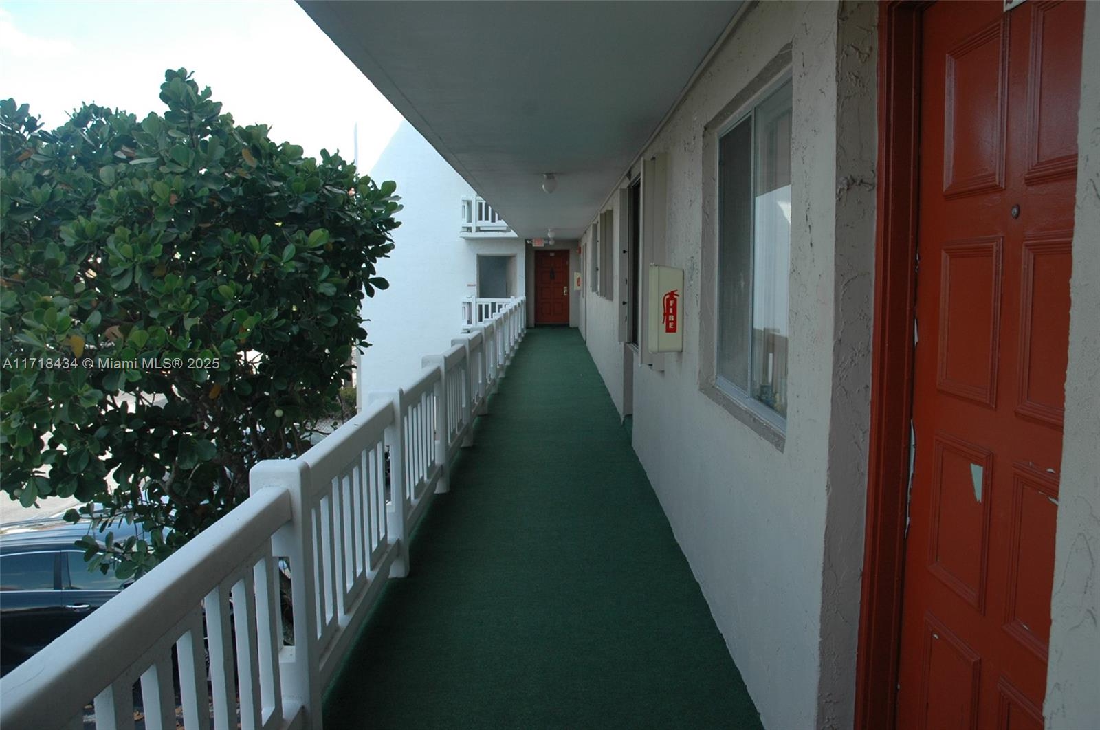 LAS VISTAS D IN INVERRARY - Residential