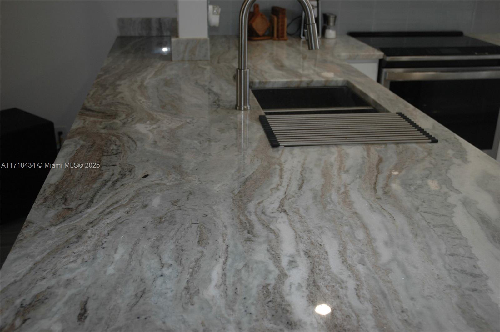 LAS VISTAS D IN INVERRARY - Residential