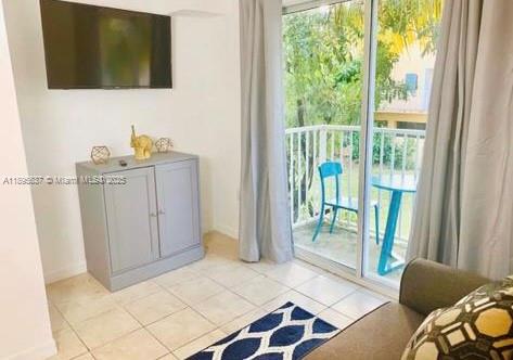 VERONA CONDO - Residential Lease