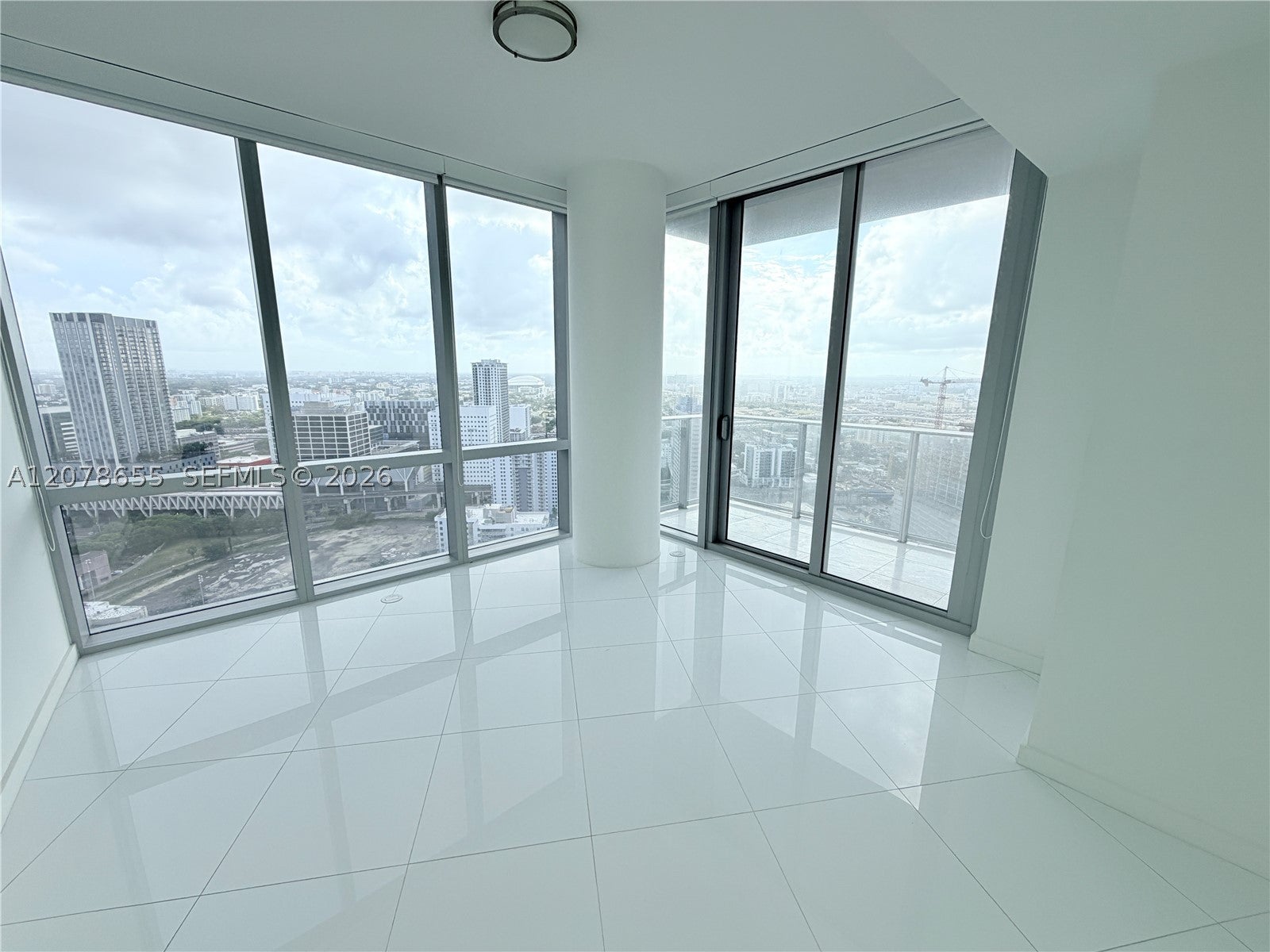 851 NE 1st Ave 3202, Miami FL 33132