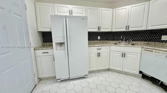 GARDEN LAKES OF INVERRARY - Residential