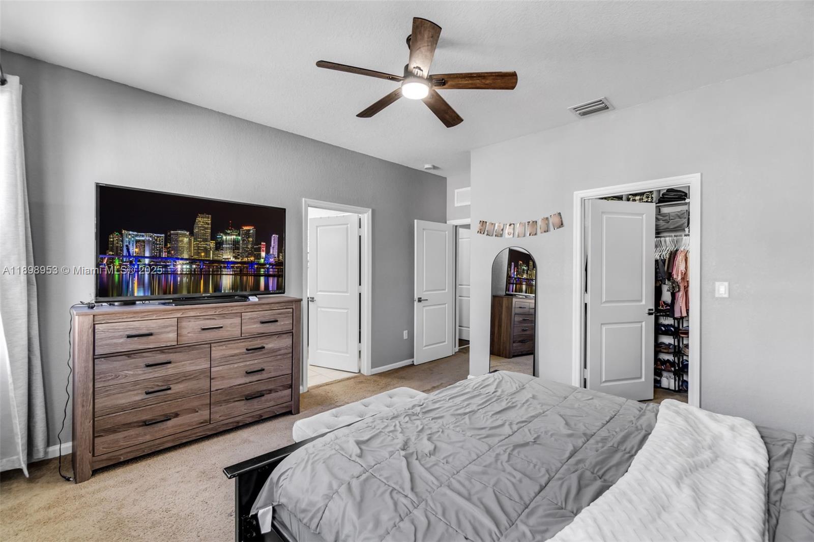 KEYS GARDEN - Residential Lease