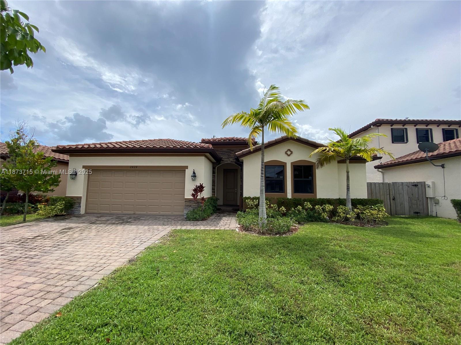 This is a unique opportunity to rent a spectacular one-story single-family home in Portovita, one of Homestead's most exclusive communities. This home features a great open floor plan with a living room, family room, formal dining room, and a huge backyard. The kitchen is equipped with stainless steel appliances and a large central island. Residents will also enjoy a spectacular clubhouse that offers an array of amenities, including a fitness center, social room, and a stunning pool.