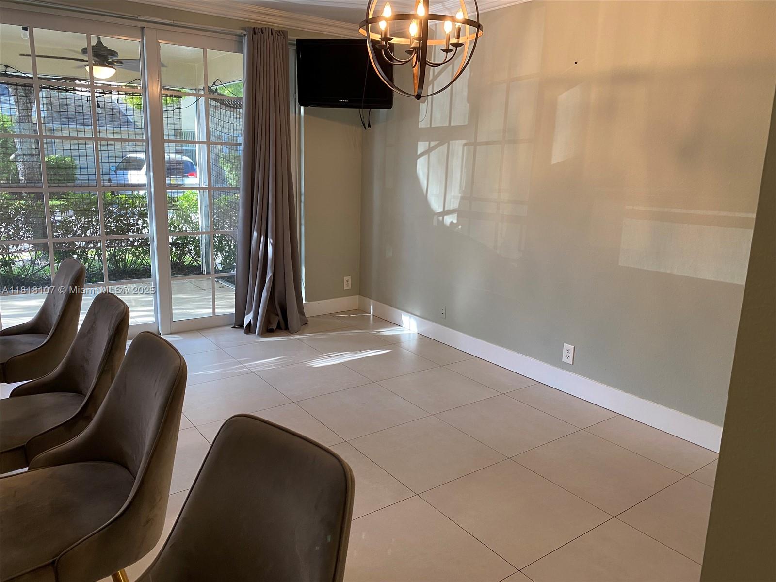 LAND SECTION 6-SOUTH - Residential Lease