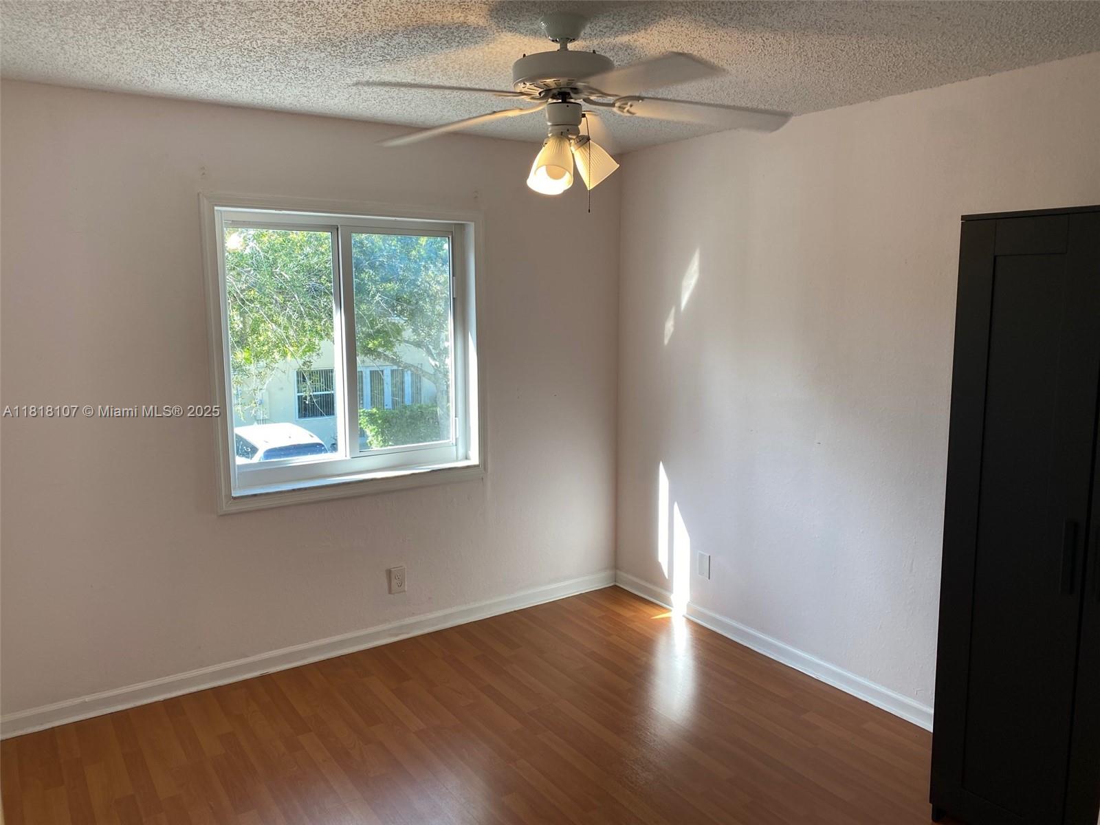 LAND SECTION 6-SOUTH - Residential Lease