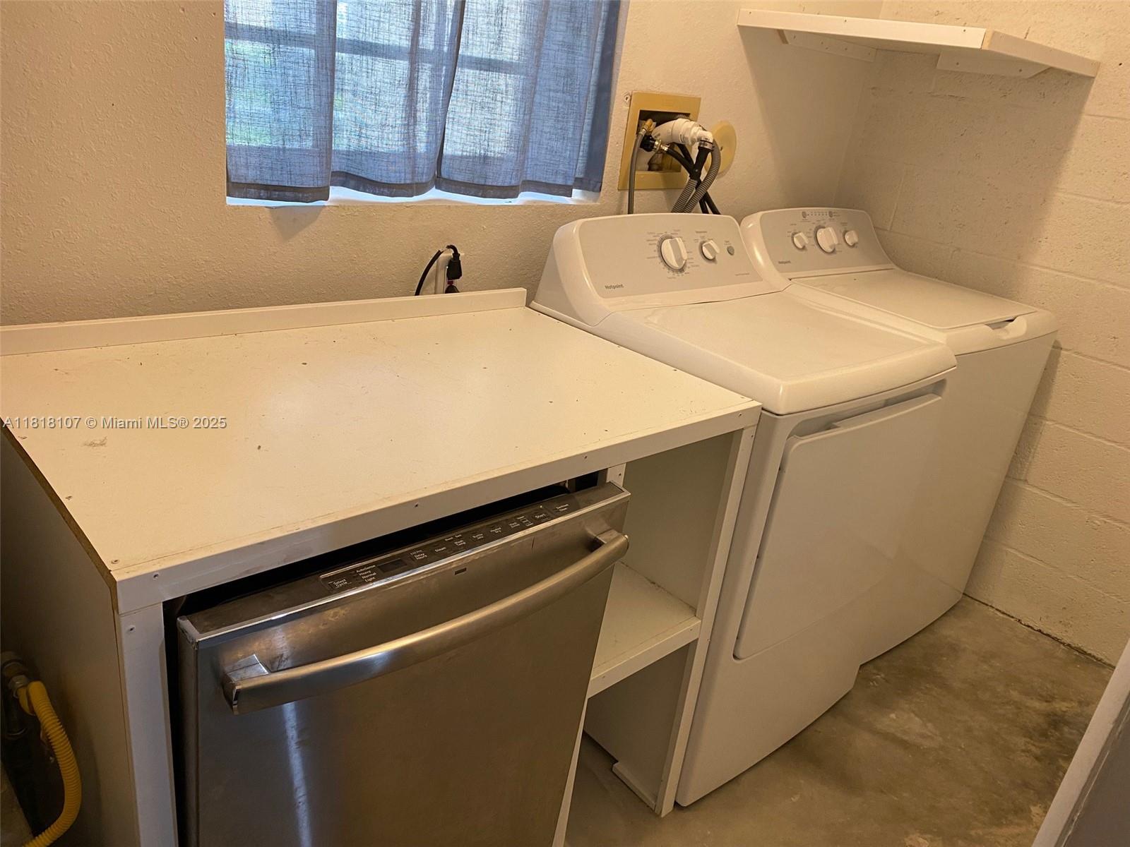 LAND SECTION 6-SOUTH - Residential Lease