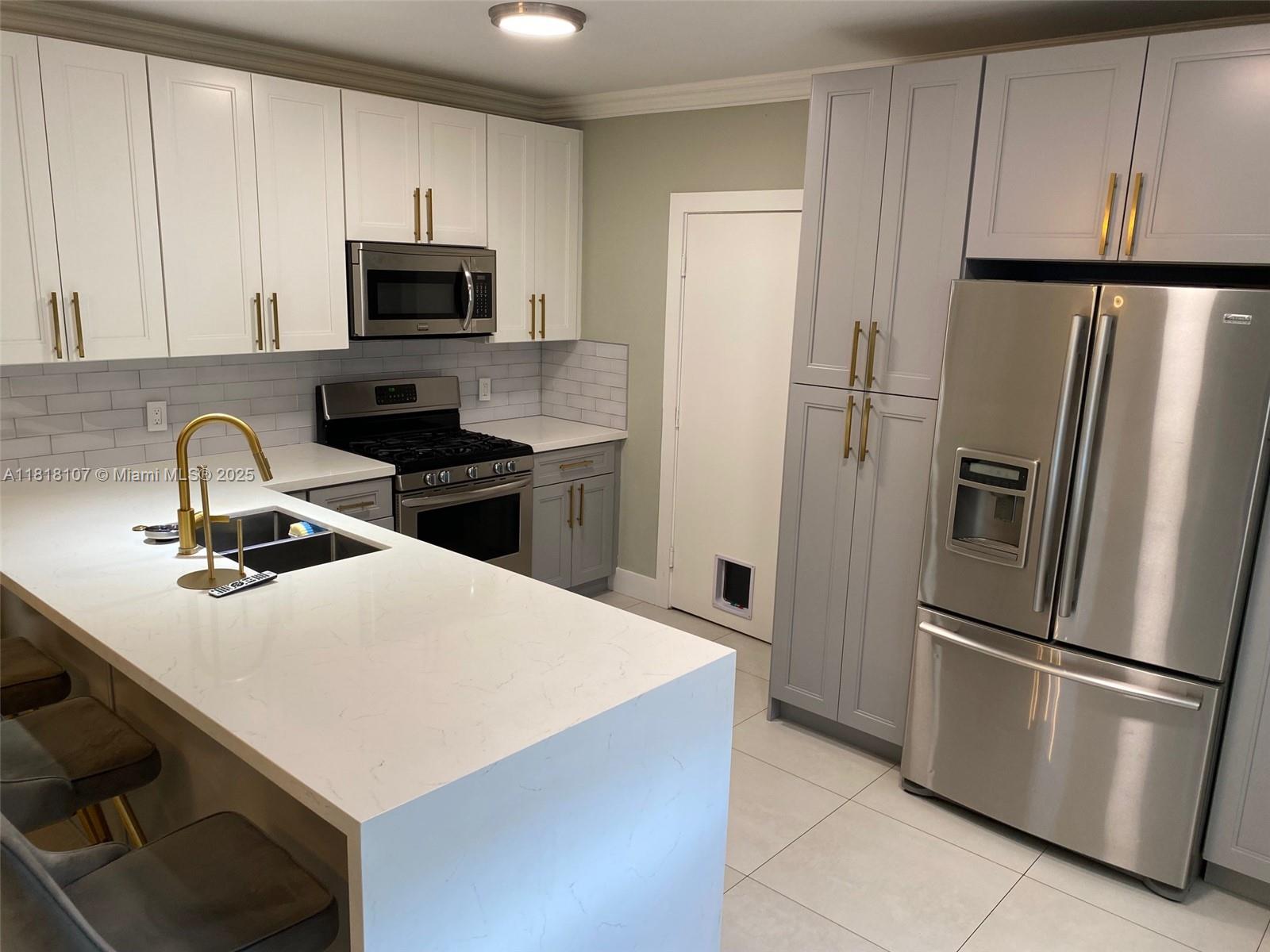 LAND SECTION 6-SOUTH - Residential Lease