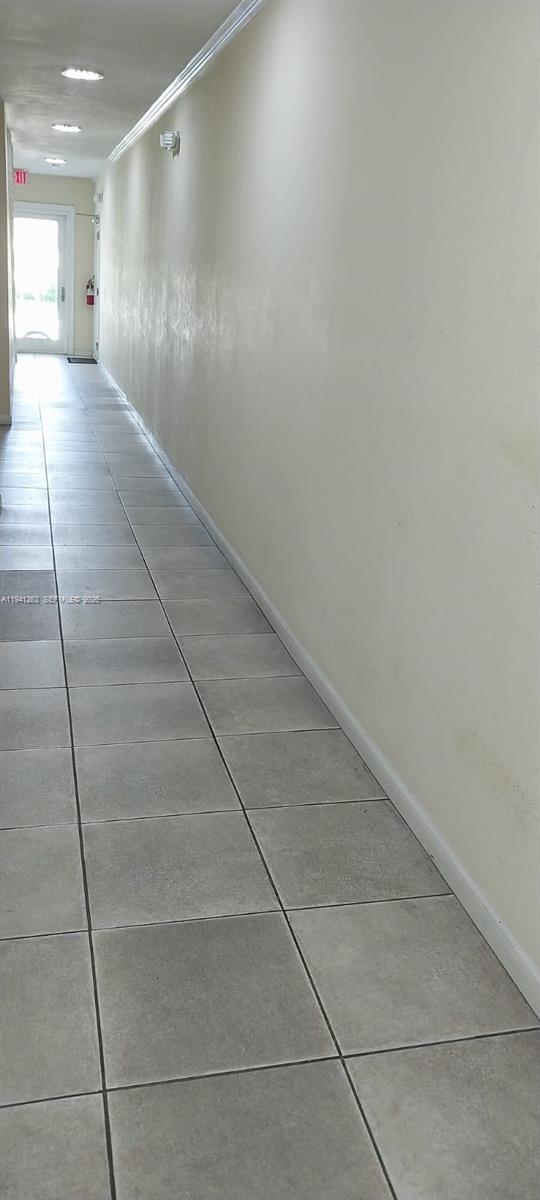 LAWRENCE EST LAND COS SUB - Residential Lease