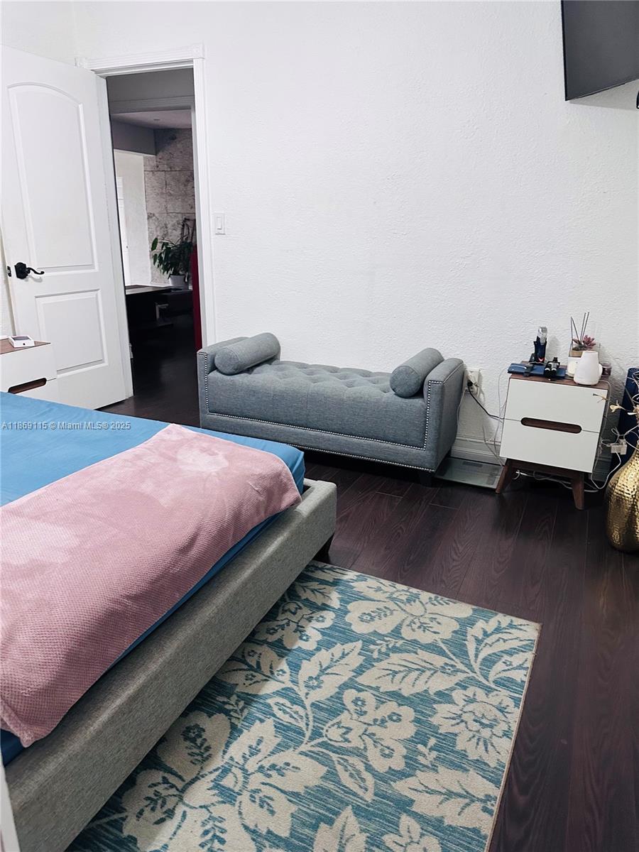 CAMNER GABLES - Residential