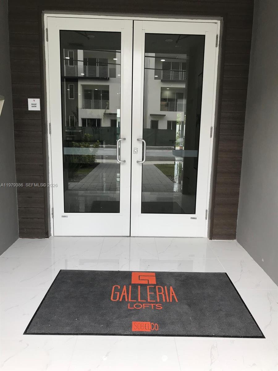 GALLERIA LOFTS CONDO - Residential Lease