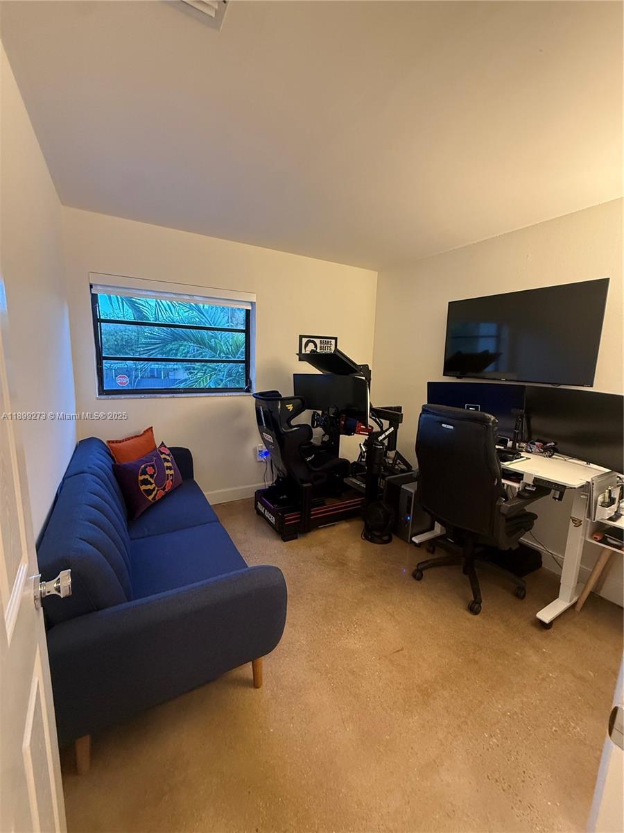 OASIS CONDO NO 3 - Residential Lease